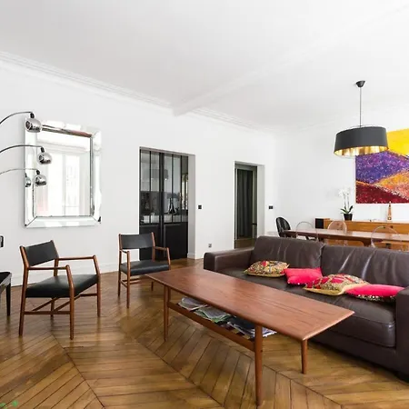 Chaussee De La Muette Appartement